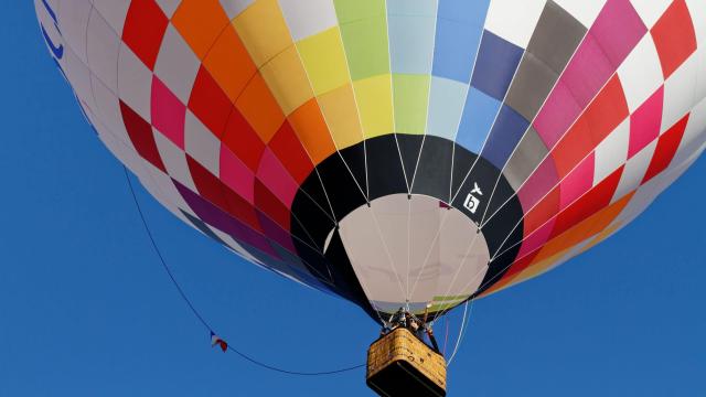 terres-denvol-montgolfiere-marais-poitevin.jpg