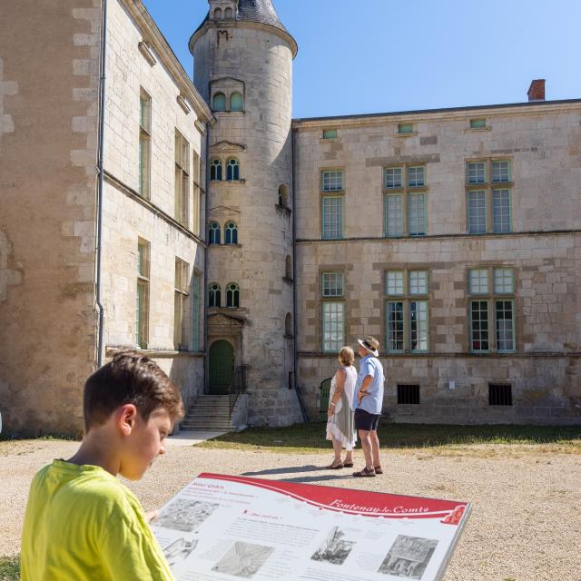 Vouvant , Fontenay le comte , vendée