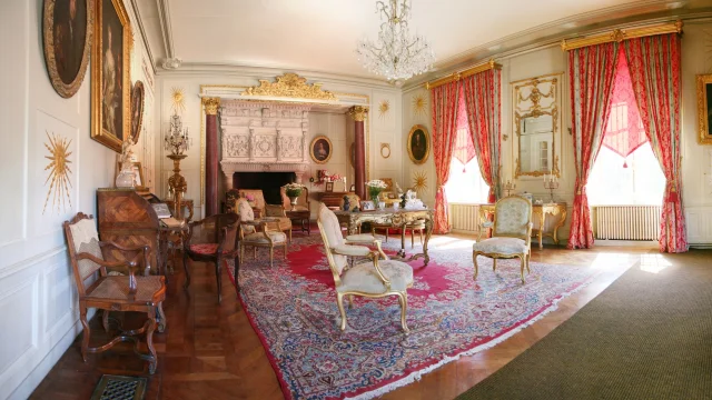 Chateau-Terre-Neuve-salon